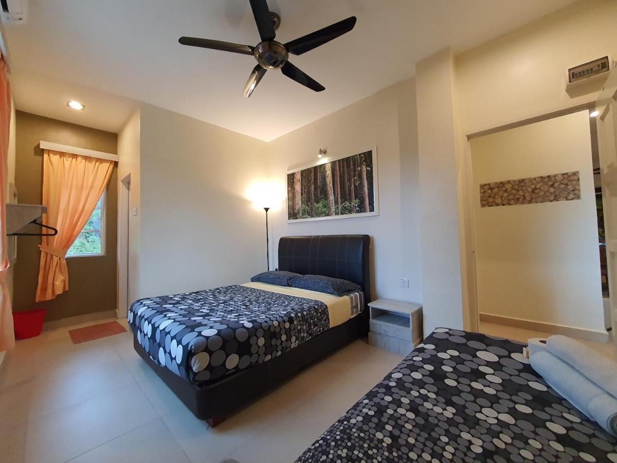 Fathers Guesthouse Bungalow Cameron Highlands Bagian luar foto
