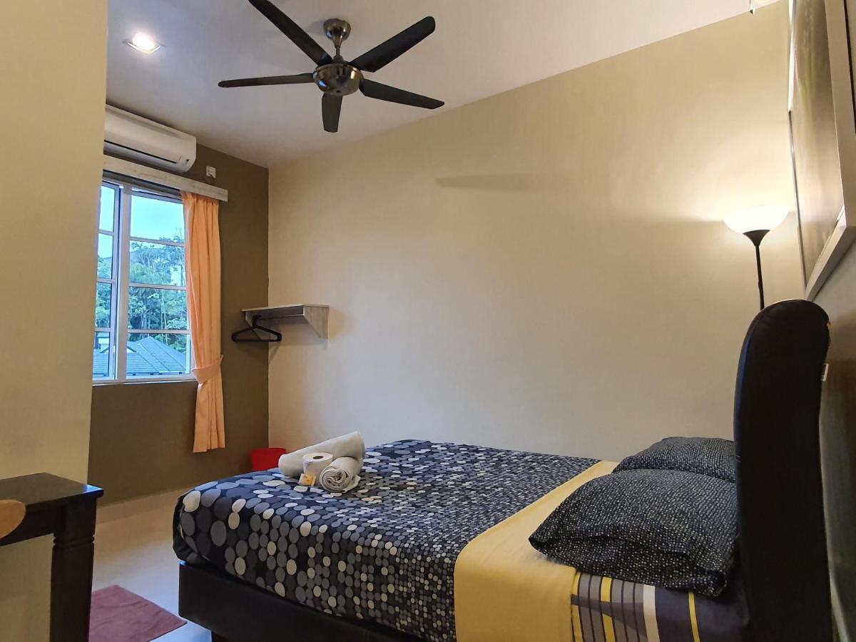 Fathers Guesthouse Bungalow Cameron Highlands Bagian luar foto